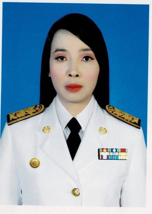 นางสาวนิลวรรณ จริตรัมย์