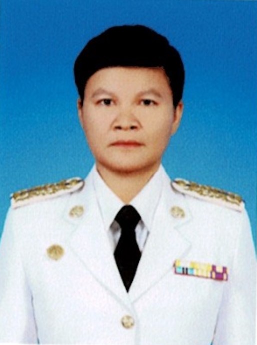 นางสาวธนธรณ์ รังทอง